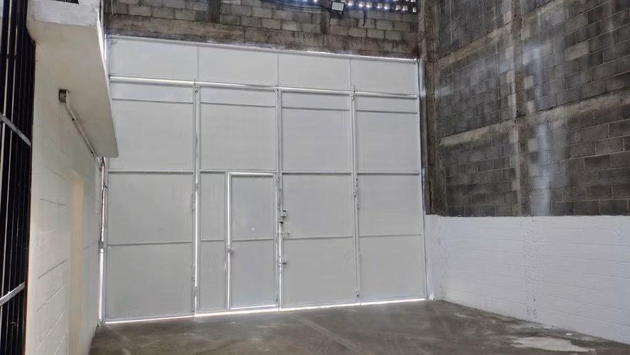 ALQUILO BODEGA EN ESCUINTLA - Imagen 3