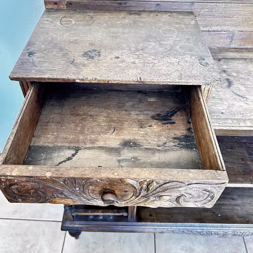 VENDO MUEBLE ANTIGUO DE EBANISTERÍA EN CEDRO AUTÉNTICA PIEZA DE COLECCIÓN