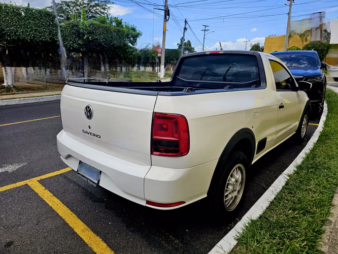 Pick up de Agencia. Volkswagen Saveiro 2018