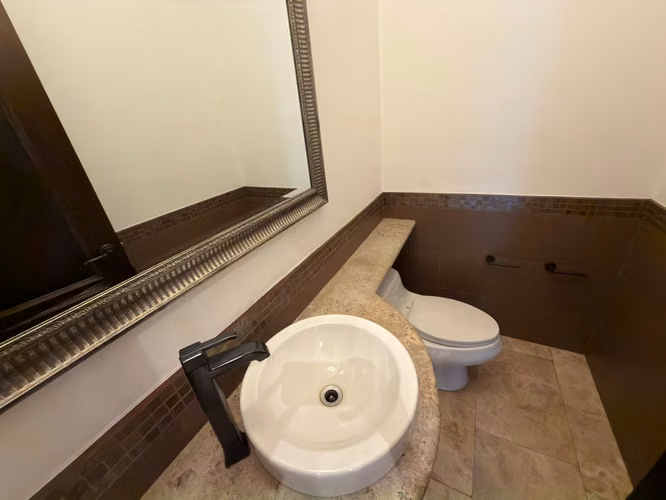 Renta de Amplio Apartamento en Albereda de la Española Muxbal | 3 Habitaciones completas + servicio
