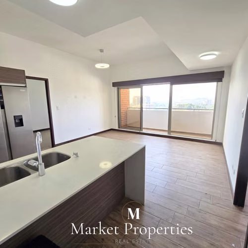 Apartamento en renta Zona 10 de 2 habitaciones Casalini Diagonal 6