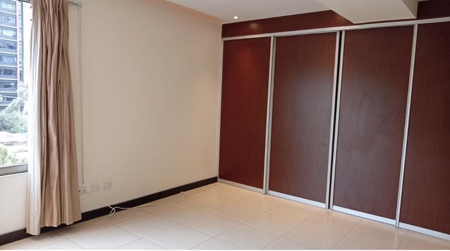 Apartamento en Renta Zona 14 | 1 Dormitorio | Balcón | 1 Parqueo | Cerca La Noria