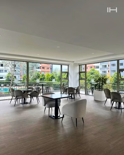 APARTAMENTO EN RENTA EN ZONA 14 CON BALCÓN  - Imagen 8