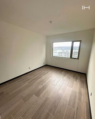 APARTAMENTO EN RENTA EN ZONA 14 CON BALCÓN  - Imagen 4