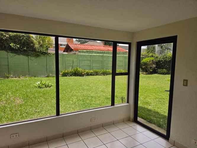 Venta de Casa en Condominio Las Kascada | Km 16.5 Carretera a El Salvador cuenta con 4 Habitaciones - Imagen 6