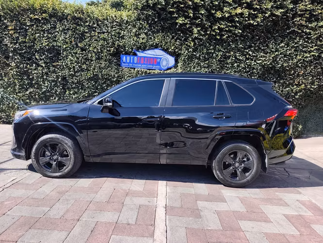 Toyota Rav4 Xle Modelo 2025 - Imagen 4
