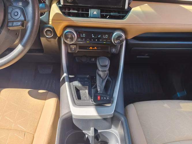 Toyota Rav4 Xle Modelo 2025 - Imagen 6