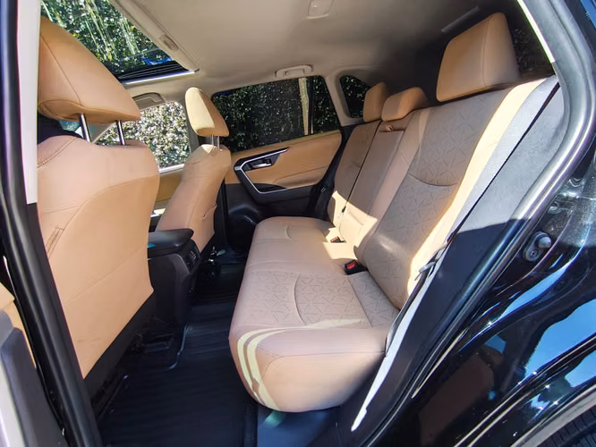 Toyota Rav4 Xle Modelo 2025 - Imagen 10