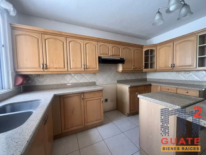Casa tipo Townhouse en Renta, Zona 14 - Imagen 18
