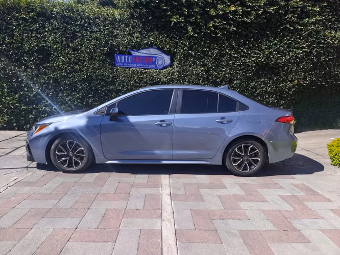 Toyota Corolla Le  Modelo 2023