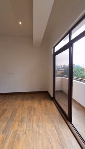 APARTAMENTO EN RENTA EN SALVATTORE ZONA 10 | BALCON, BODEGA, 3H, AMENIDADES