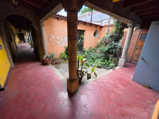 VENDO CASA EN ZONA 2, IDEAL VIVIENDA, AIRBNB, HOSTAL, ASILO DE ANCIANOS