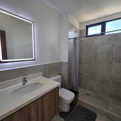 Zona 14 Apartamento en renta  Casa Cañada