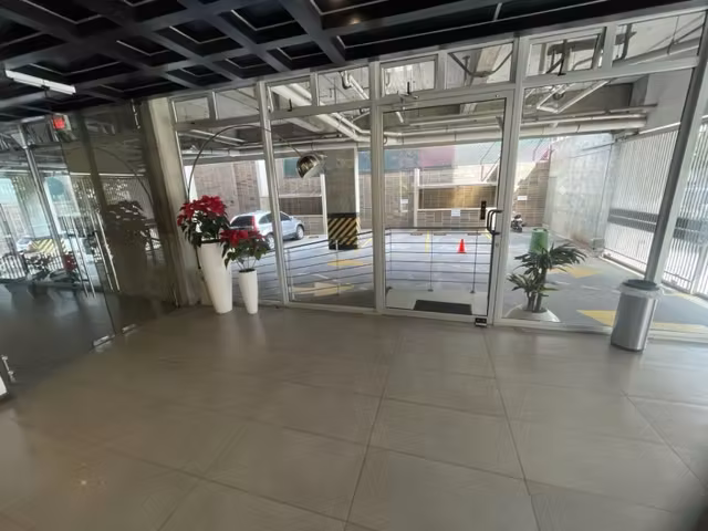 Rento apartamento en Zona 14   EDIFICIO EXCLUSIVO 