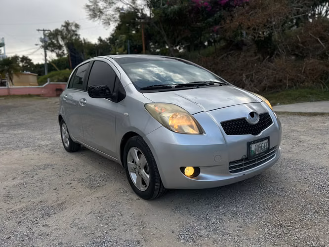 Toyota Yaris 2006 agencia