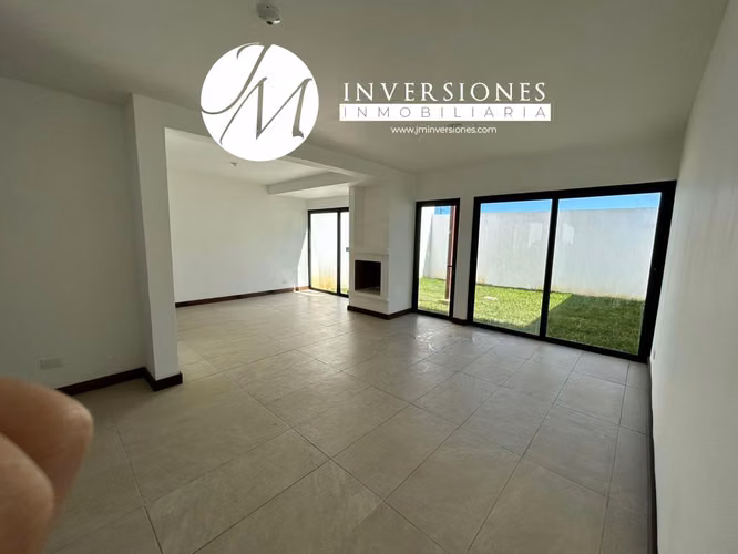 Casa en Venta km 20 San José Pinula
