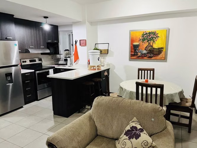 Rento apartamento en zona 16, rodeado de naturaleza, Edificio Hexa 16