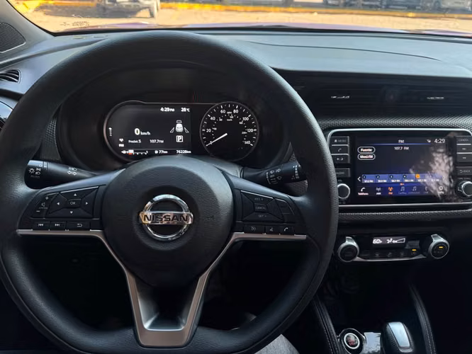 NISSAN KICKS SV 2019 | AUTOMÁTICA | Q80,000