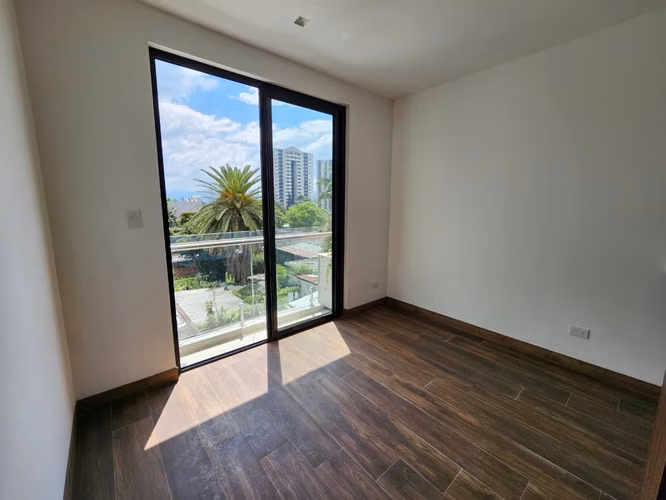 Rento apartamento en zona 15, VH2  Edificio Vila Quince