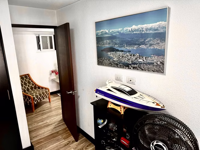 Zona 11 • Apartamento en Venta • Edificio Parque 11