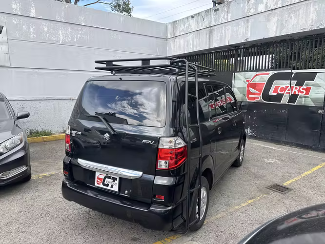 Microbús Suzuki Apv 2022 de Agencia Mecánico un Dueño con récord de Agencia Listo Para Trabajar Super Económico