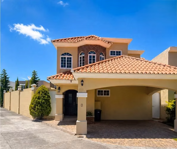 CASA EN RENTA EN VILLAS EUROPEAS KM 25.5 CARRETERA A EL SALVADOR