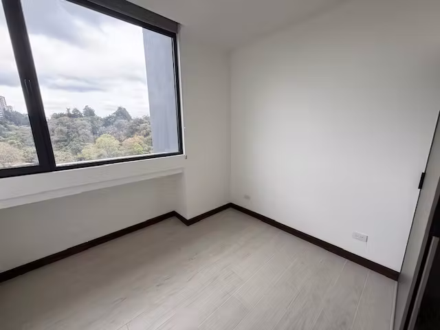 Rento apartamento en Zona 15 EDIFICIO SPAZIO, PISCINA, GYM, ROOFTOP