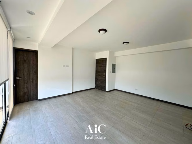 APARTAMENTO EN VENTA EDIF. MOREA Z.15