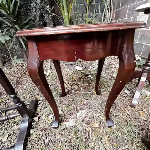 VENDO COLECCIÓN DE MUEBLES DE CEDRO Y PIEZAS ANTIGUAS DE EBANISTERÍA