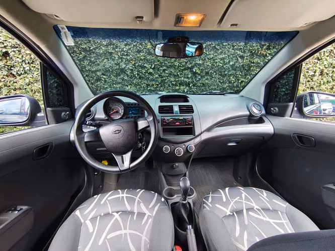 Chevrolet Spark Modelo 2013 de agencia 