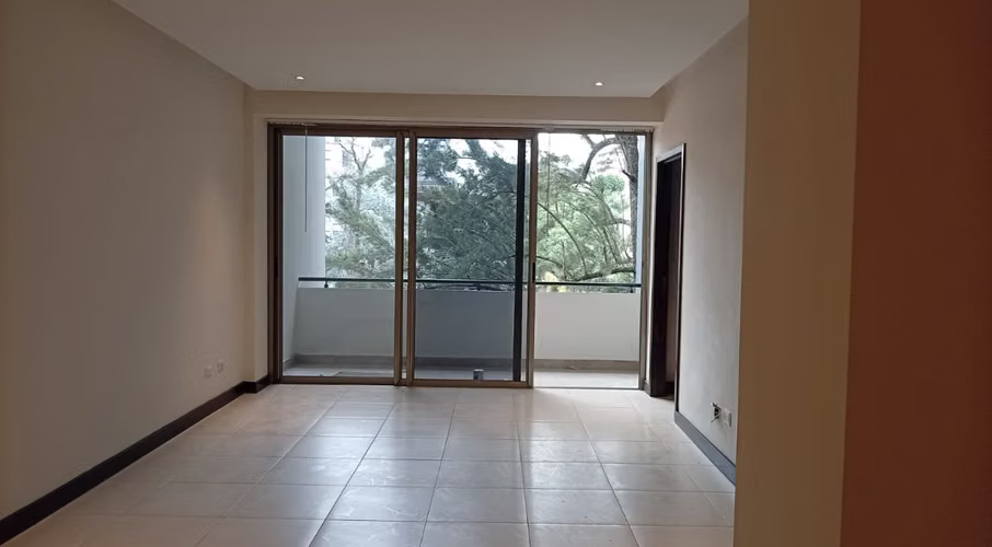 ¡187 m² en Renta Zona 14 por US$1,375! 2 Suites | 2 Parqueos