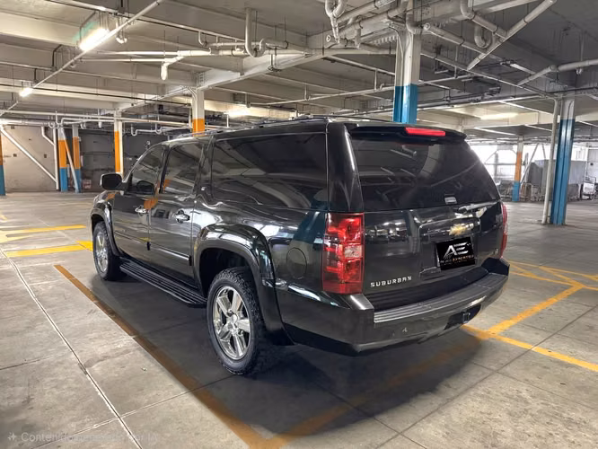 CHEVROLET SUBURBAN 2010 AGENCIA