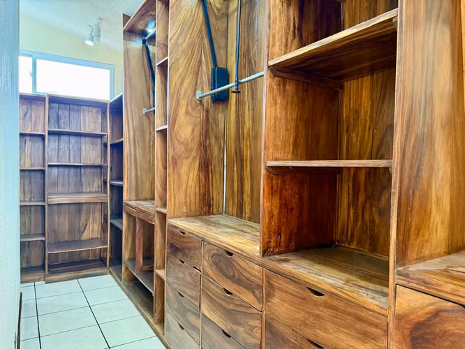 CASA EN RENTA EN ZONA 11 MARISCAL, DENTRO DE CONDOMINIO
