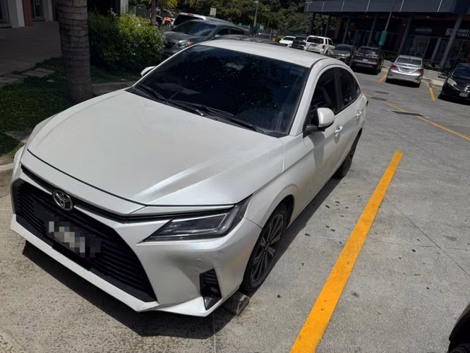 Toyota yaris - Imagen 2