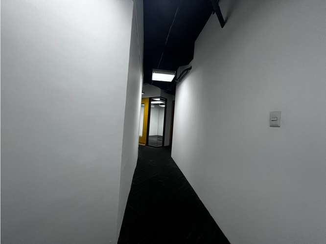  OFICINA EN RENTA – 78.01 M² | EDIFICIO ATLANTIS | ZONA 10 - Imagen 12