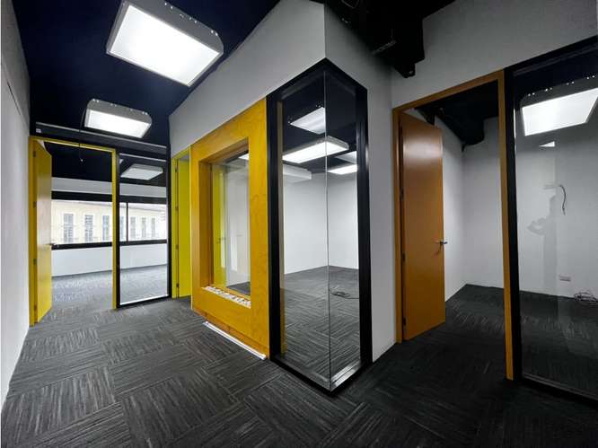  OFICINA EN RENTA – 78.01 M² | EDIFICIO ATLANTIS | ZONA 10 - Imagen 10