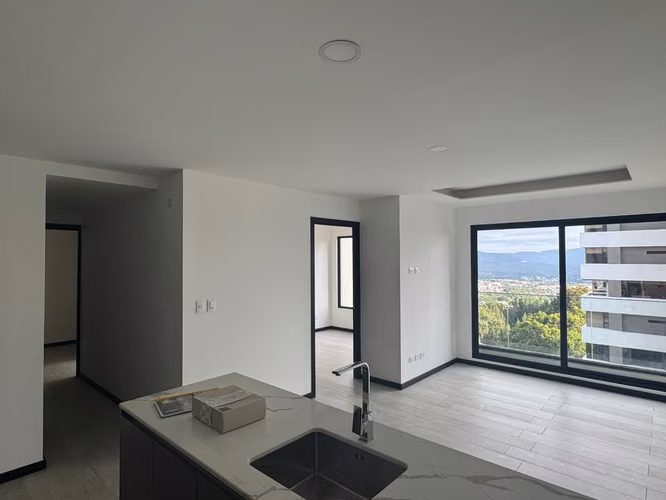 LINDO APARTAMENTO EN ZONA 13 EDIFICIO VERDU