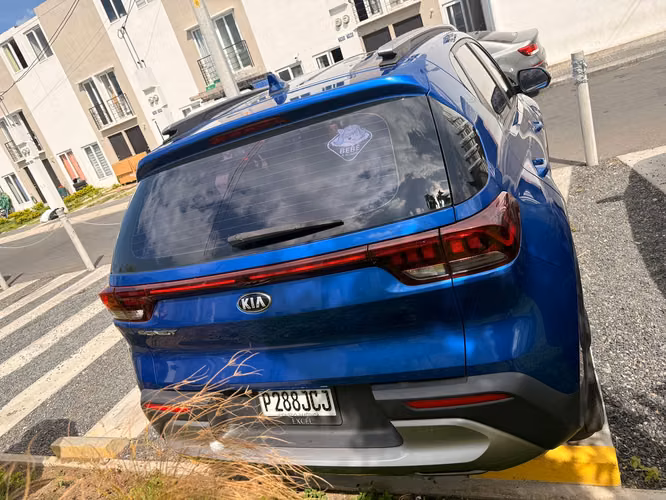 Vendo Kia Sonet 2022 de agencia