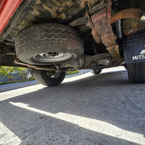 Mitsubishi L200 o Mighty Max 88
