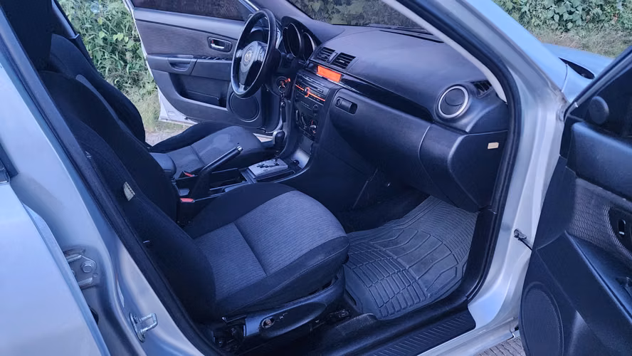 Mazda 3 2009 automático 2.0cc 