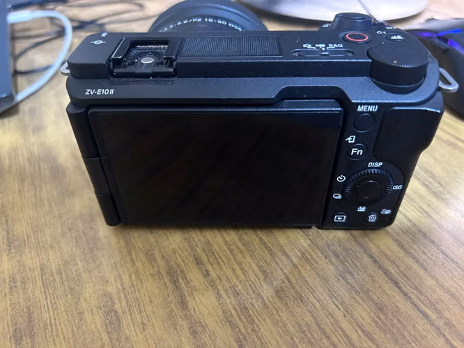 Sony ZVE-10 M2 (Cámara 4k 120 fps para crear contenido, con caja)