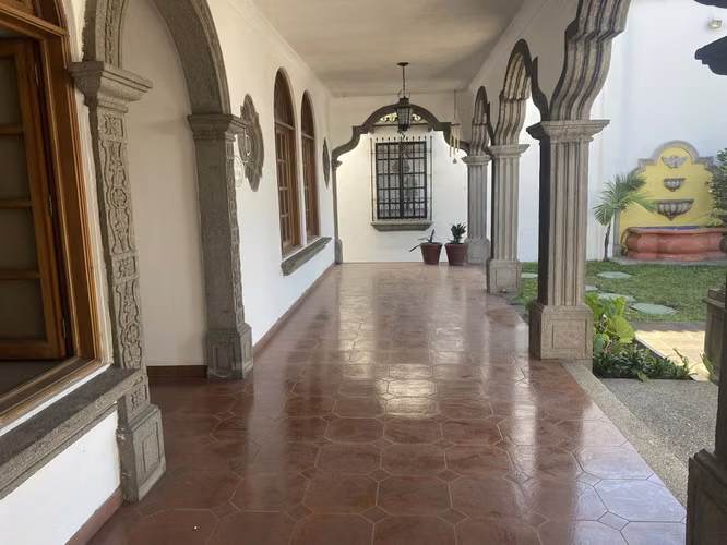 ALQUILO AMPLIA CASA PARA OFICINAS, COLONIA MARISCAL Zona 11 | 600 m²