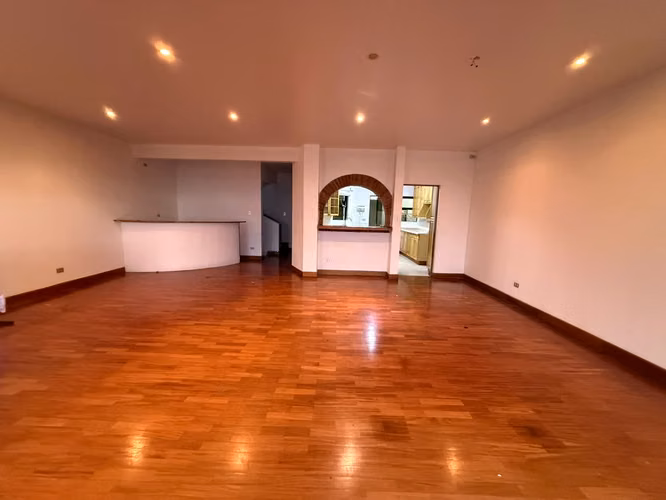 VENDO O ALQUILO CASA EN CONDOMINIO EL SOCORRO KM.13 CARRETERA A EL SALVADOR 