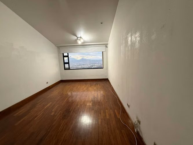 VENDO O ALQUILO CASA EN CONDOMINIO EL SOCORRO KM.13 CARRETERA A EL SALVADOR 