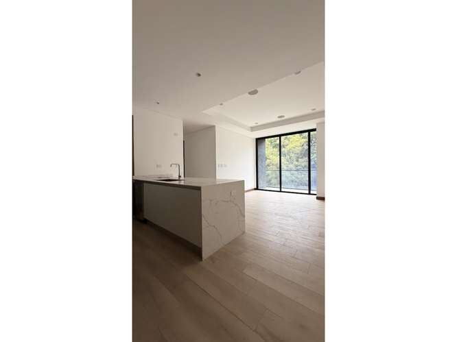 Apartamento en Renta Zona 10 - Imagen 5