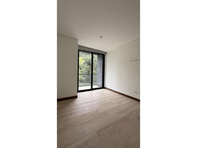 Apartamento en Renta Zona 10 - Imagen 8