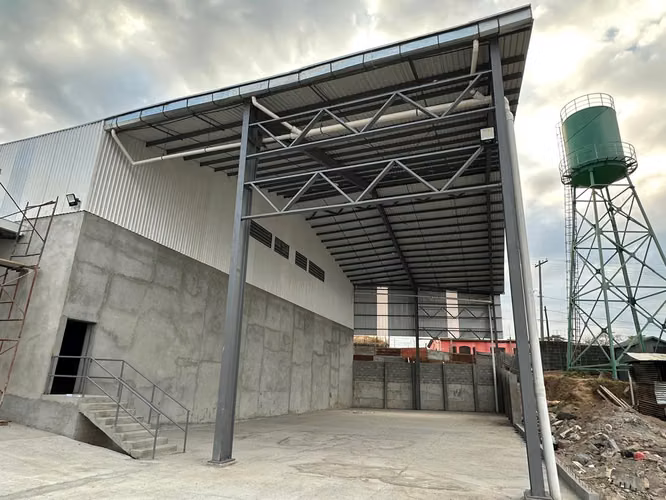 Bodega Industrial en Escuintla sobre Autopista a Puerto Quetzal