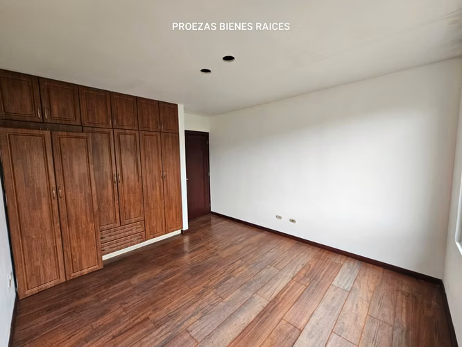 km 10.5 Carretera a El Salvador, Vistalvalle, casa en venta