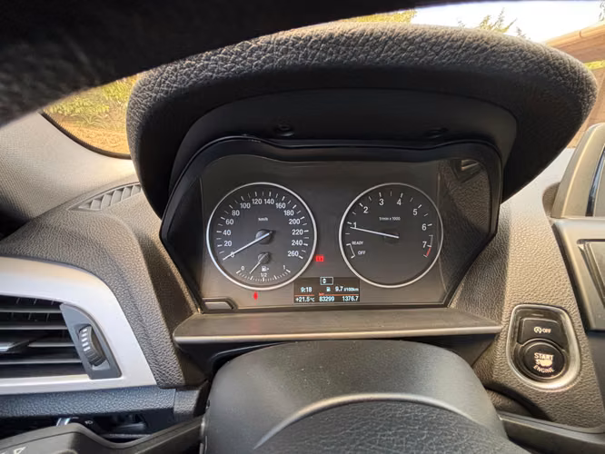 Vendo BMW rojo 