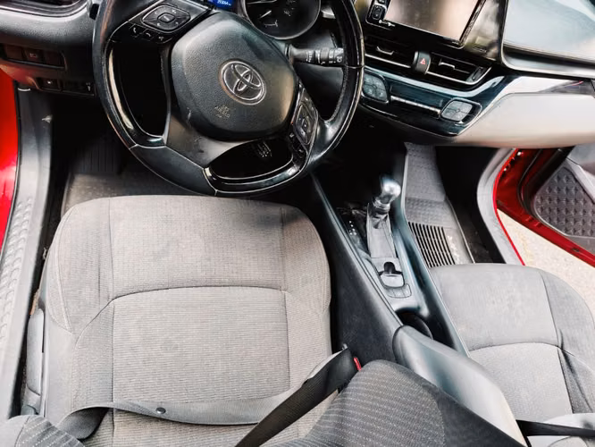 GANGA Toyota CHR 2018 precio negociables 